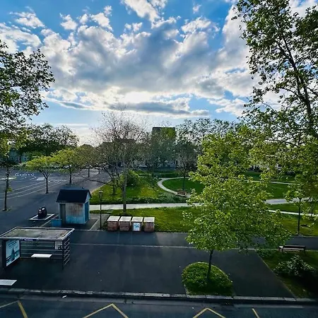 Lakanal 10 - Prebendes Daire Tours