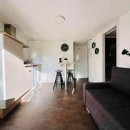 Lakanal 10 - Prebendes * Tours