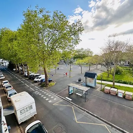 Lakanal 10 - Prebendes Daire Tours