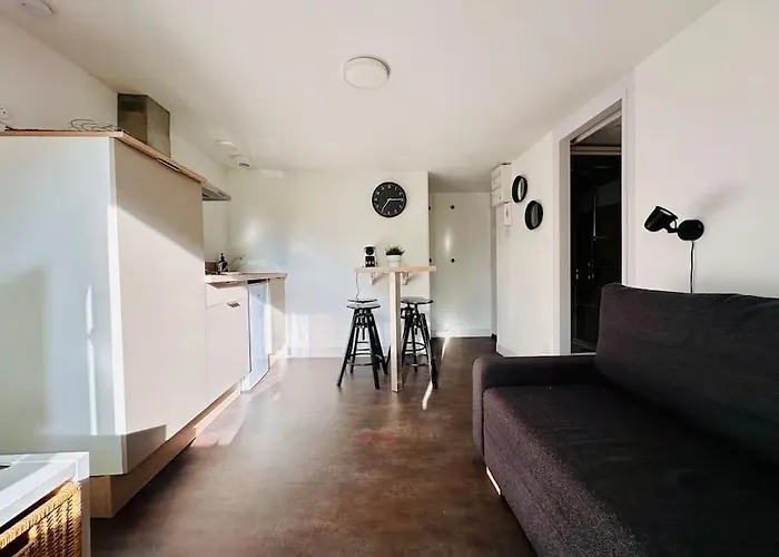 Lakanal 10 - Prebendes * 图尔